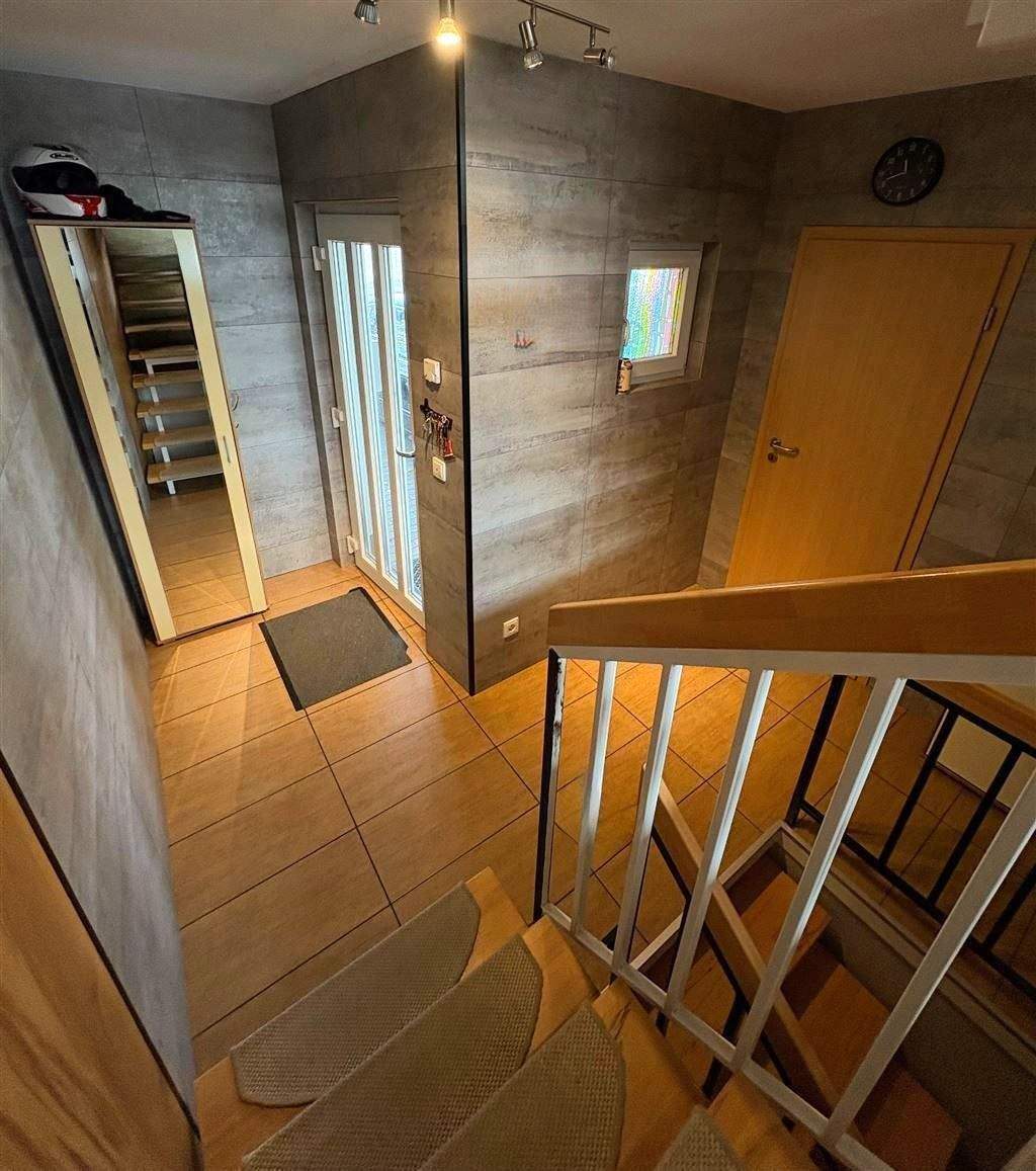 Thumbnail-Ihr Familiennest - Reihenhaus mit Garten, Einbauküche und Aquarium