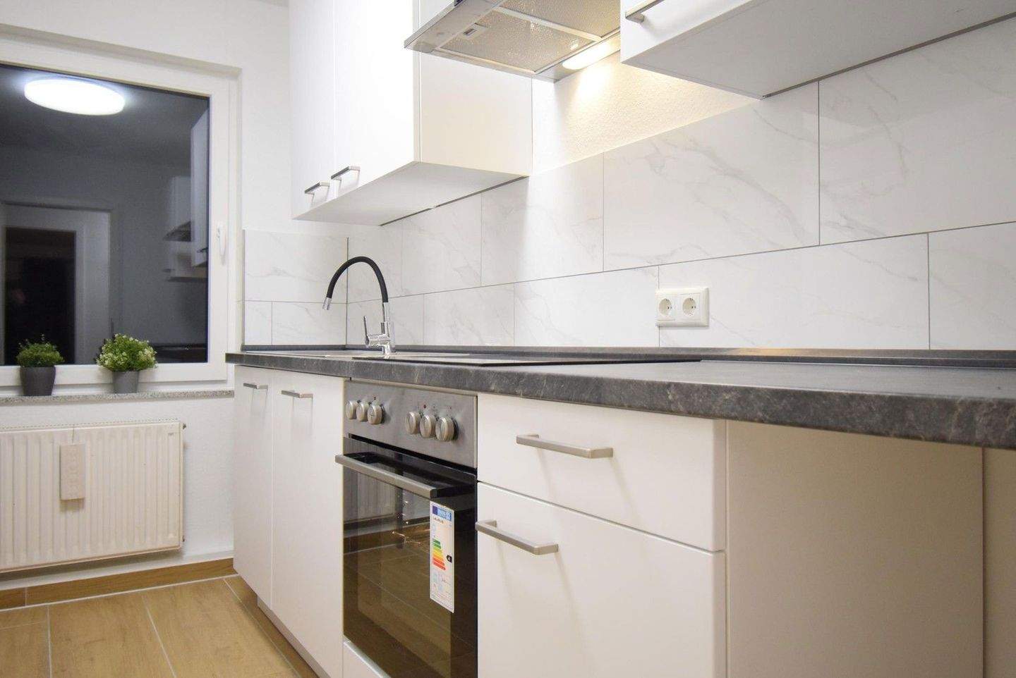 Thumbnail-Top saniert, komplett ausgestattet und direkt einzugsbereit. Zum Festpreis, ab sofort frei