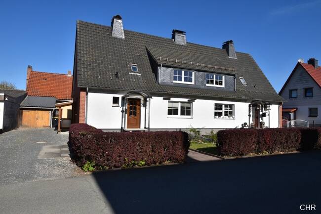 Thumbnail-Sehr gepflegtes Einfamilienhaus (DHH) in ruhiger und sonniger Wohnlage im schönen Klosterort