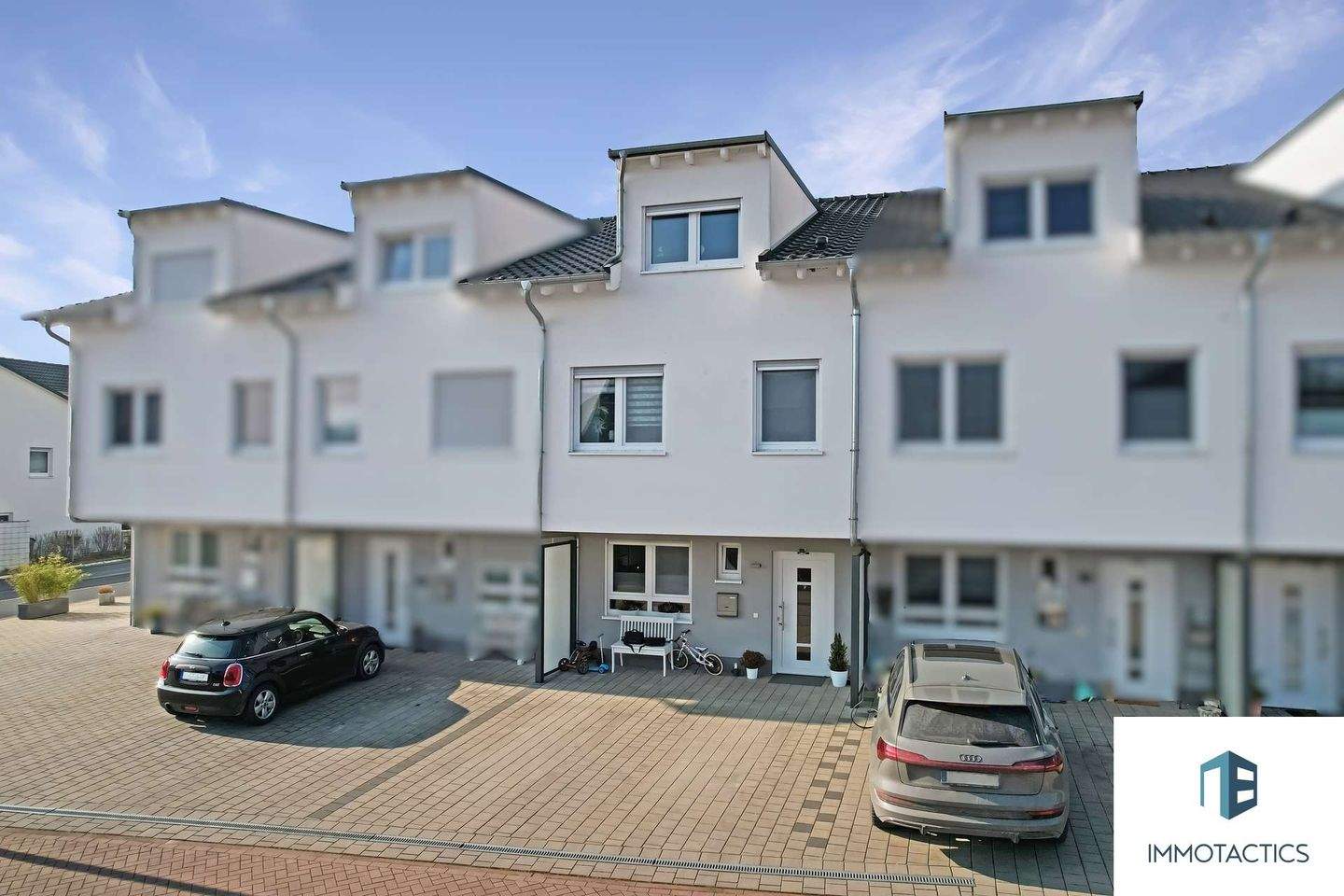 Thumbnail-Modernes Reihenmittelhaus mit großzügiger Wohnfläche in optimaler Lage - Energieeffizienzklasse A+