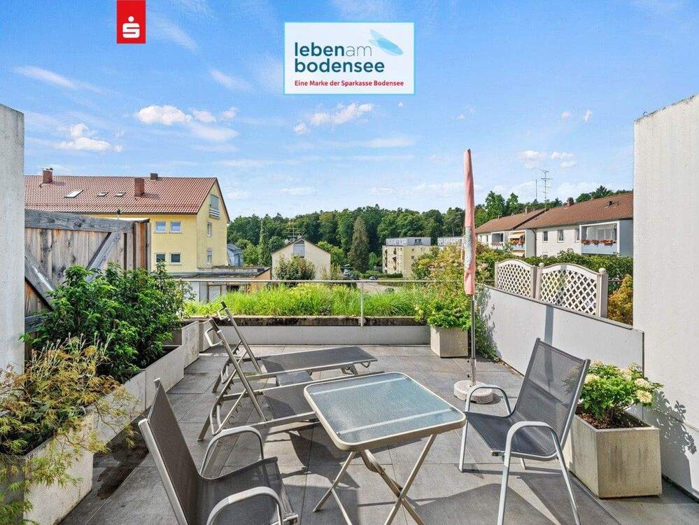 Thumbnail-freundliche, möblierte 1,5-Zimmer-Wohnung mit Carport und großer Südterrasse