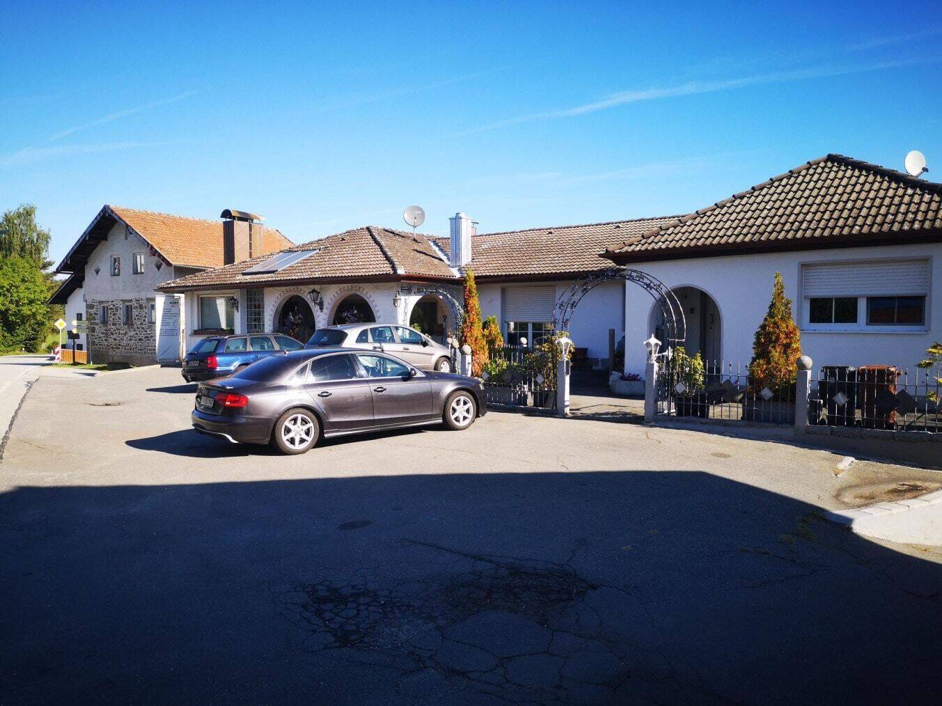 Thumbnail-Wohn-Geschäftshaus in Kirchberg i.Wald