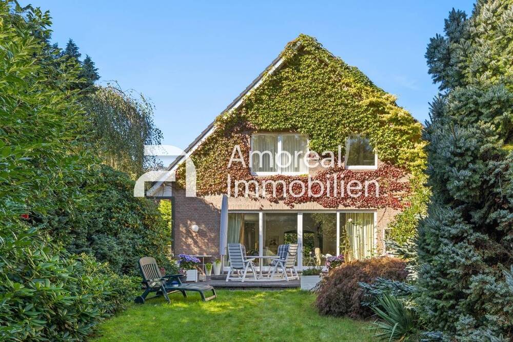 Thumbnail-Norderstedt-Harksheide | Großzügiges Einfamilienhaus mit sonnigem Garten in ruhiger, familiärer Lage