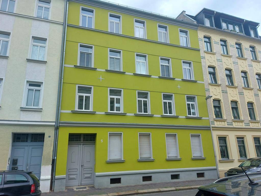 Thumbnail-3-Zimmer-Whg. mit Balkon und Einbauküche im 3.OG