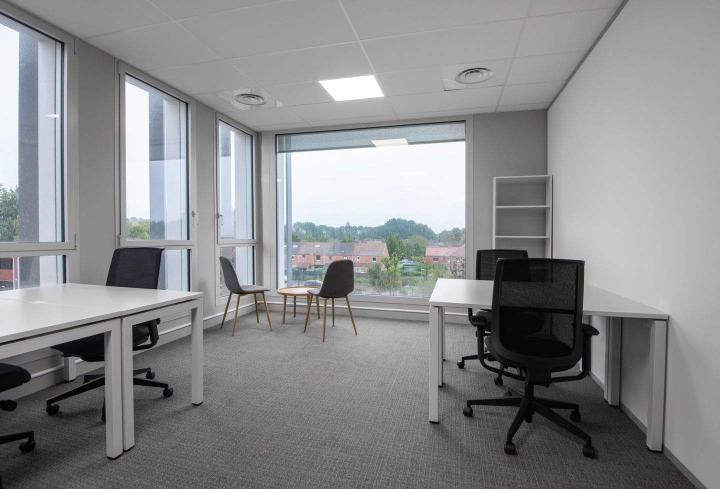 Thumbnail-Unbegrenzter Bürozugang zu unseren Öffnungszeiten in Regus THE SQUAIRE Conference Center