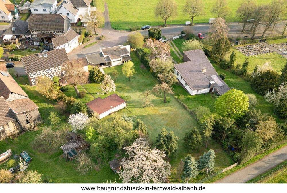 Thumbnail-Sonniges 1.500 m² Areal in Süd-Ost-Lage - Viel Platz für EFH oder Doppelhaus
