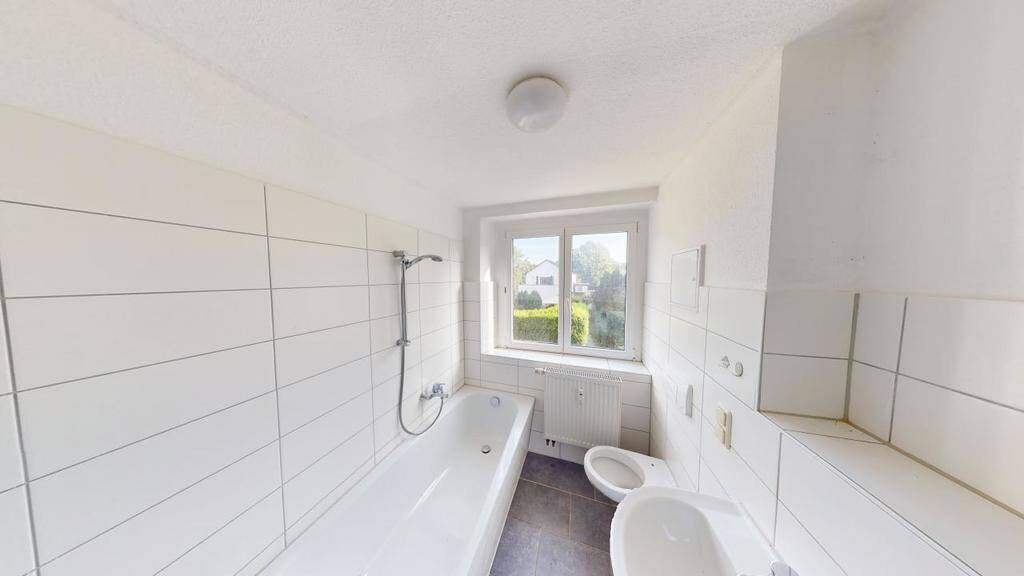 Bad mit Wanne