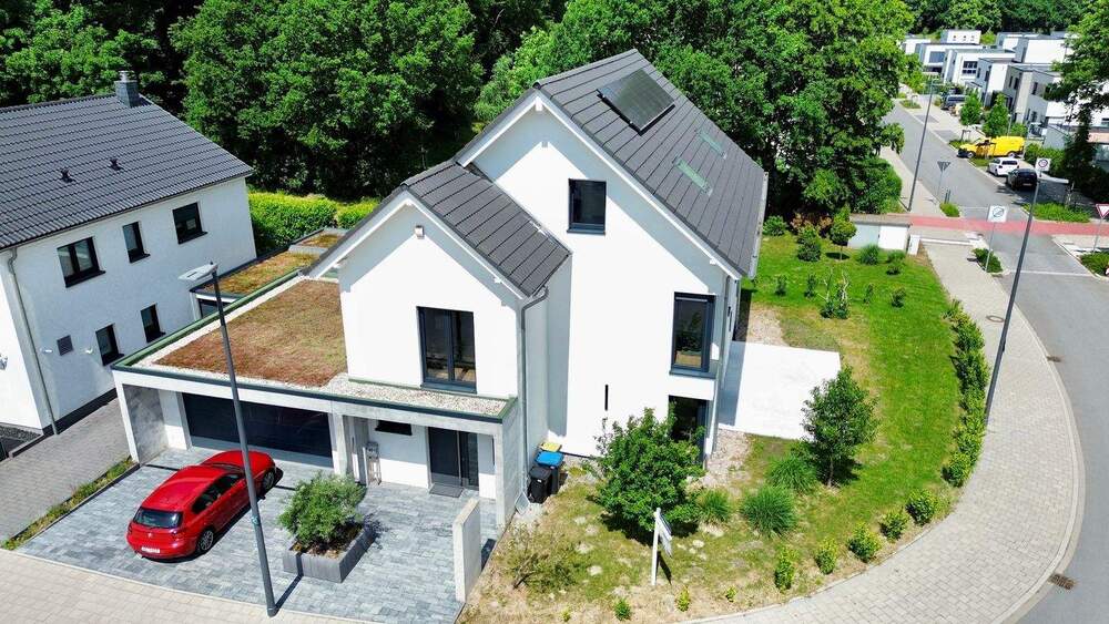 Thumbnail-Luxuriöses Wohnen in exklusiver Lage - energieeffizientes Einfamilienhaus mit 251 m²