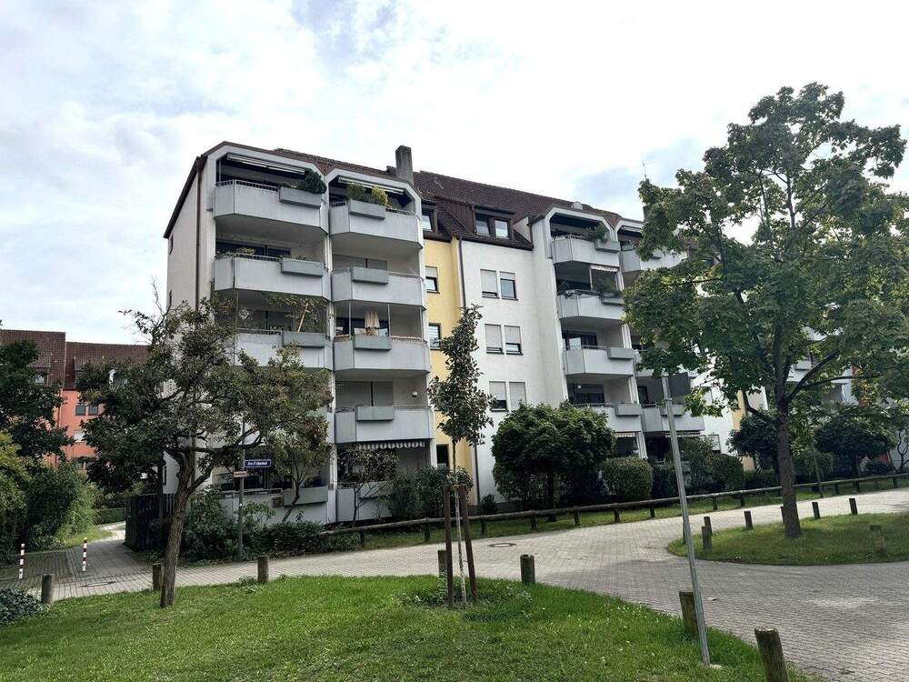 Thumbnail-2-Zimmer-Eigentumswohnung mit Westbalkon und PKW-Stellplatz im Parkhaus in zentrumsnaher und beliebter Lage – derzeit vermietet