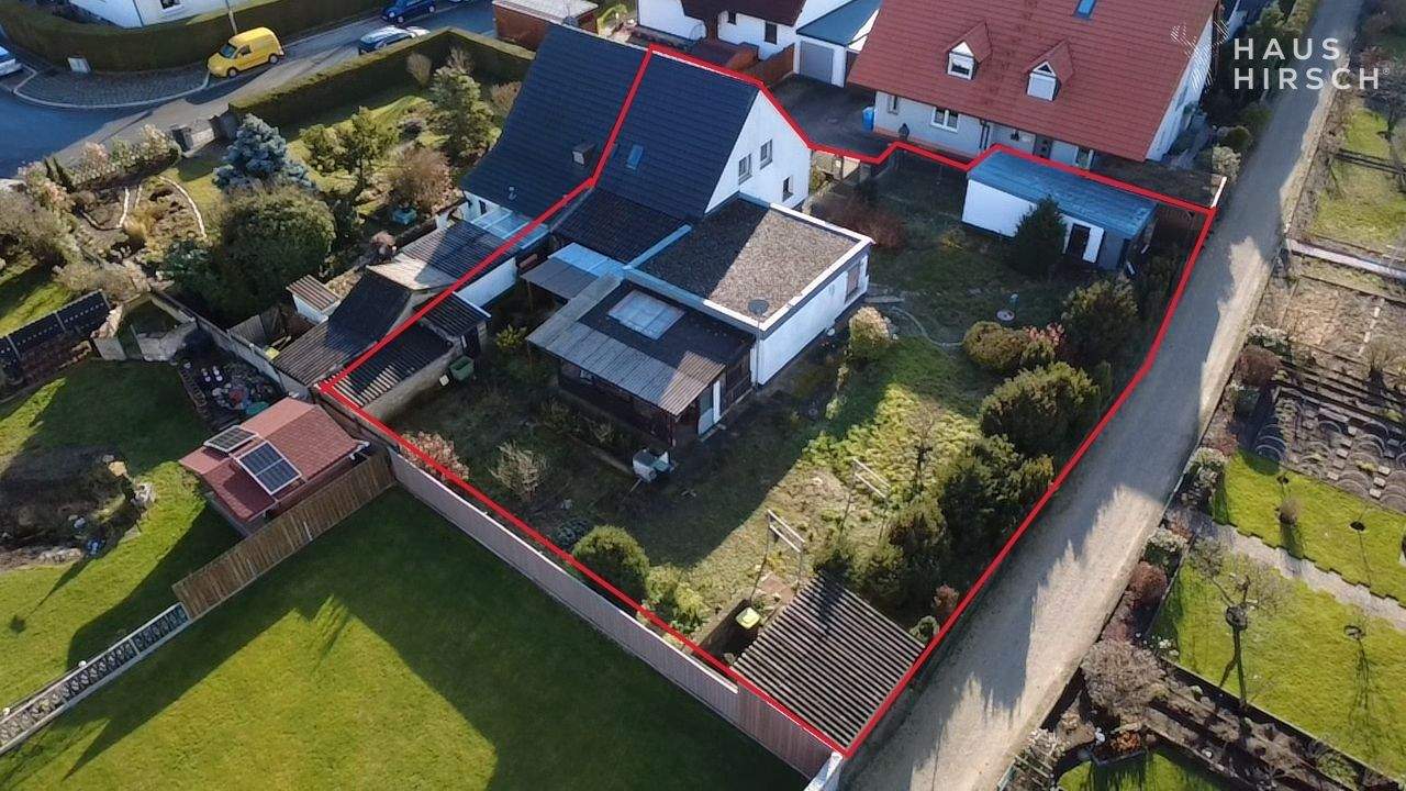 Thumbnail-Traumlage! Sanierungsbedürftige Doppelhaushälfte mit Potenzial für Ihre individuelle Gestaltung!