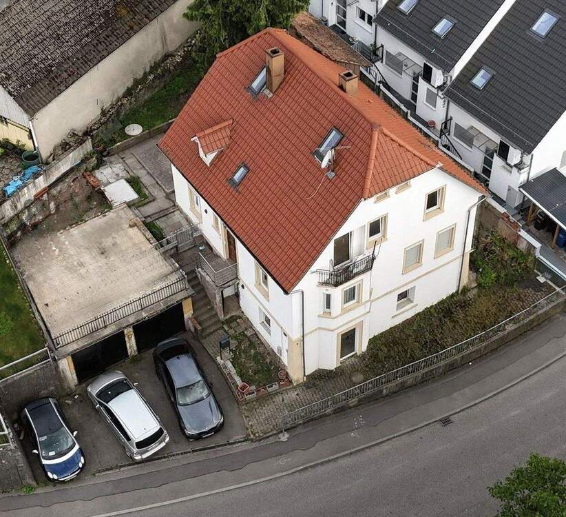 Thumbnail-Großes Haus mit 3 Wohnungen