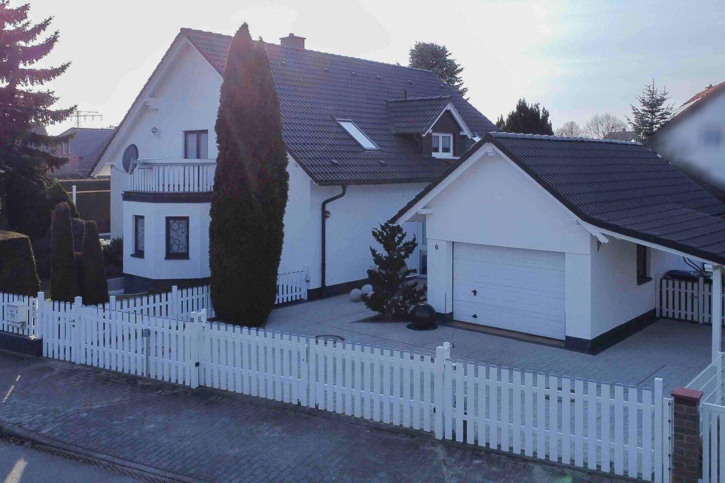 Thumbnail-Exklusives 6-Zimmer-Anwesen mit Wintergarten, Sauna & Weinkeller in SchwedtOder OT Meyenburg