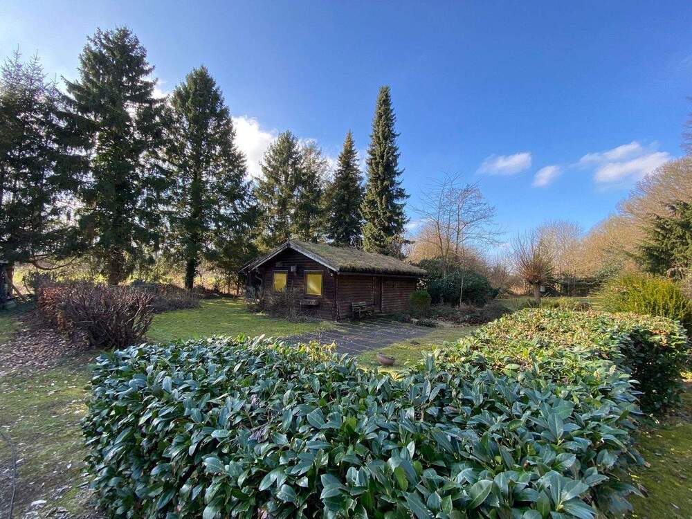 Thumbnail-Sonniges großzügiges naturnahes Grundstück mit Blockhütte !