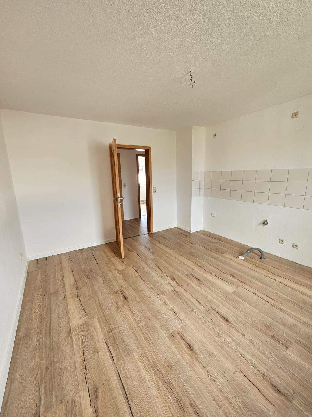 Thumbnail-Dorfcharakter! 2,5 Zimmer Wohnung im 1.OG!