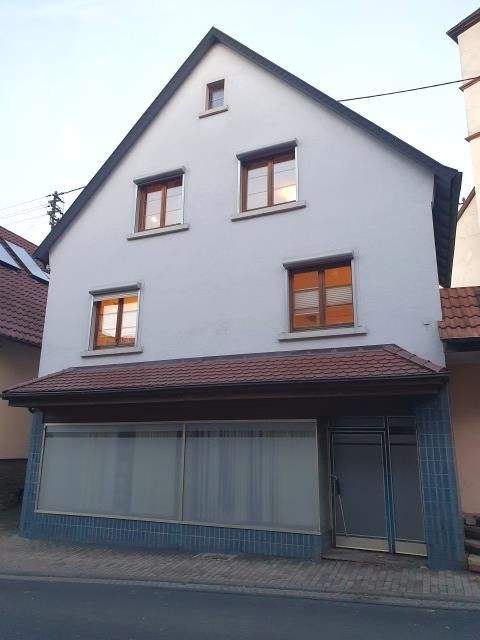Thumbnail-Einfamilienhaus mit ehemaliger Ladeneinheit in Schweigern!