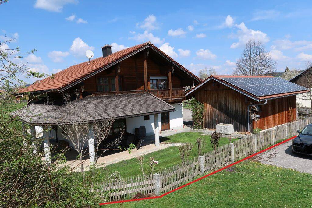 Thumbnail-stattliches Wohnhaus + Gewerbeflächen, Egglkofen