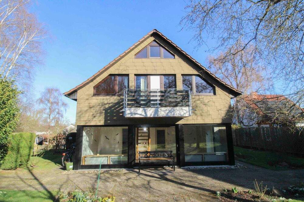 Thumbnail-Charmante Doppelhaushälfte mit Garten, Balkon, Garage, zentral in Kassel-Harleshausen zu verkaufen