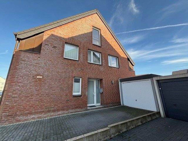 Thumbnail-Moderne Doppelhaushälfte mit Garage ruhige Lage Zentrum Wickrath