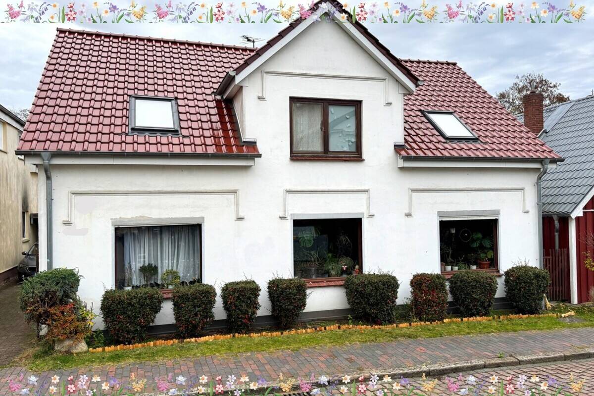 Thumbnail-Ihr Investment in 2026 - Sicher vermietetes 3-Familienhaus in Pinneberg