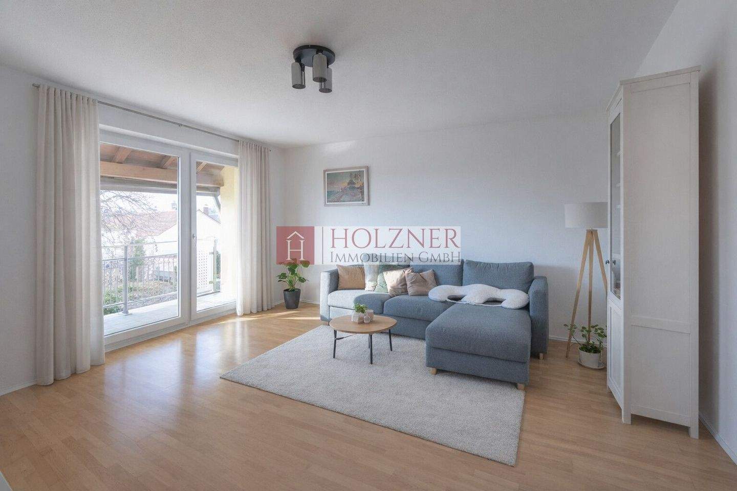 Thumbnail-Helle 3-Zimmer-Wohnung mit modernisiertem Bad und Balkon - ideal geschnitten! Objekt Nummer 2026680