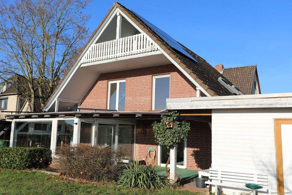 Thumbnail-Feldrandlage - 2 interessante Häuser auf einem großen Grundstück in Isenbüttel