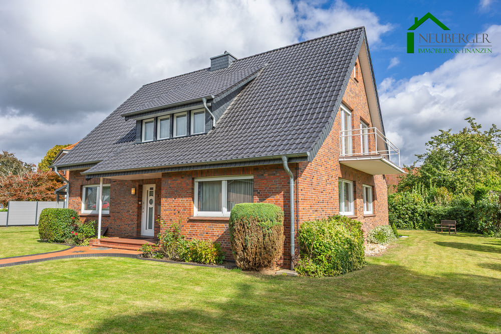 Thumbnail--RESERVIERT- Modernisiertes Ein- oder Zweifamilienhaus mit großem Garten in zentraler Lage