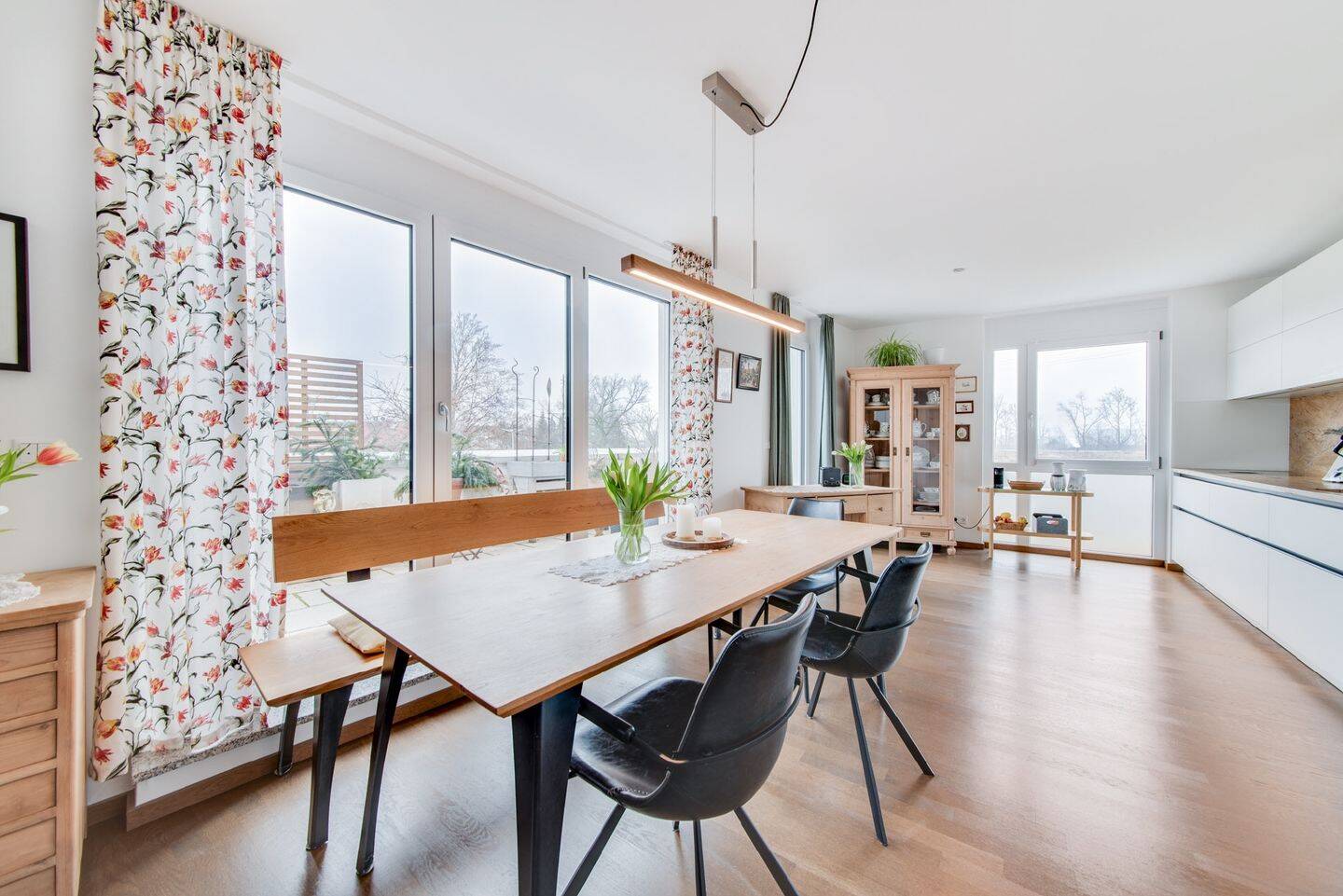 Thumbnail-AIGNER - Moderne 4-Zimmer-Wohnung mit Südterrasse in Neufinsing