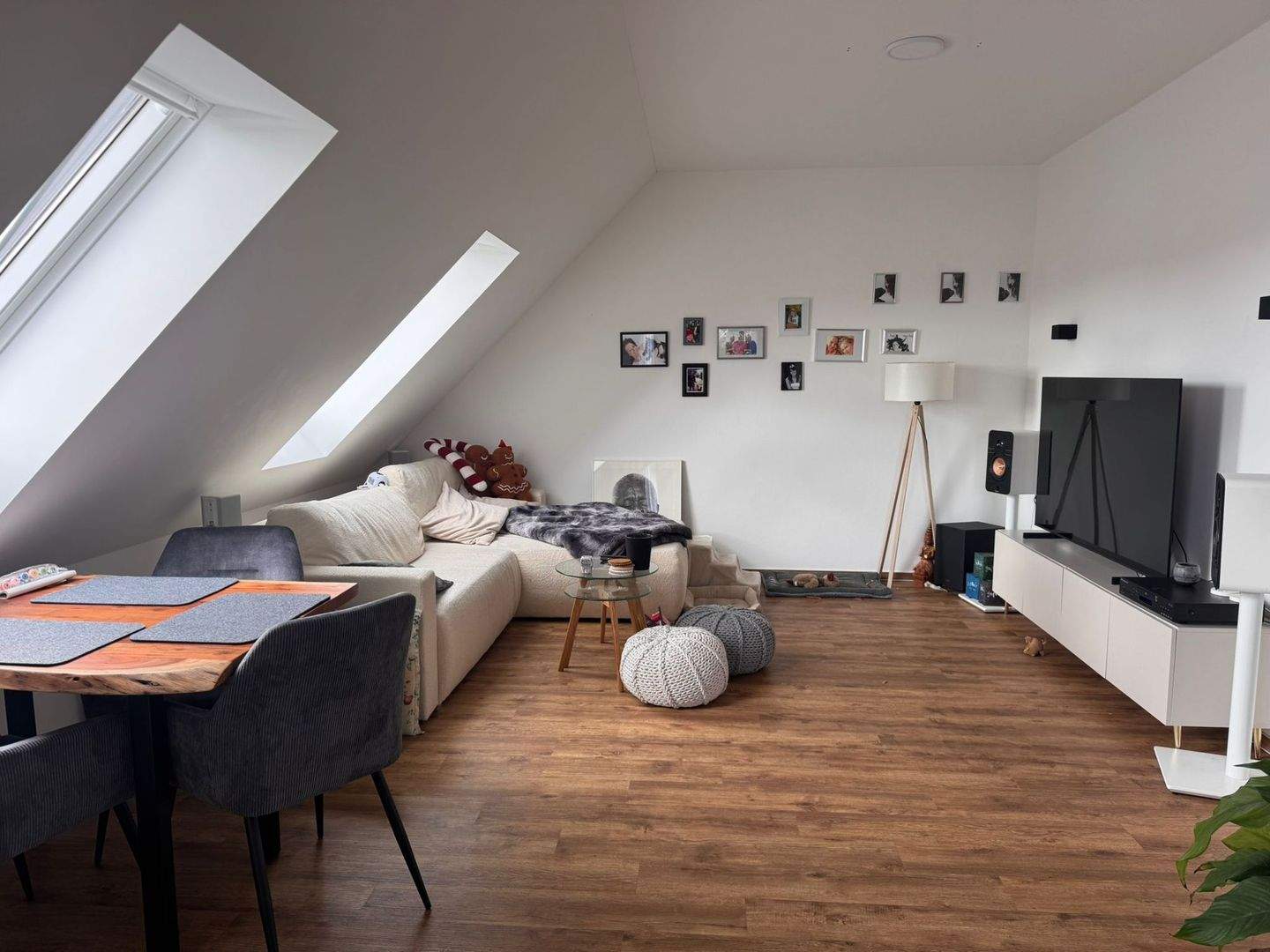 Thumbnail-Nachmieter für helle, gemütliche Dachgeschoss- Wohnung gesucht