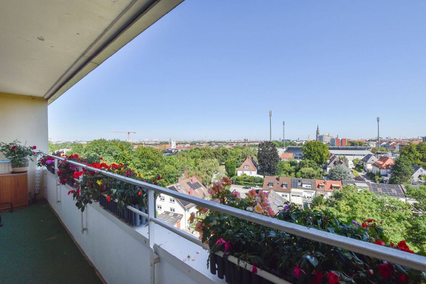 Thumbnail-AIGNER - Sicher investieren - sorglos leben: Etagenwohnung im betreuten Seniorenwohnen