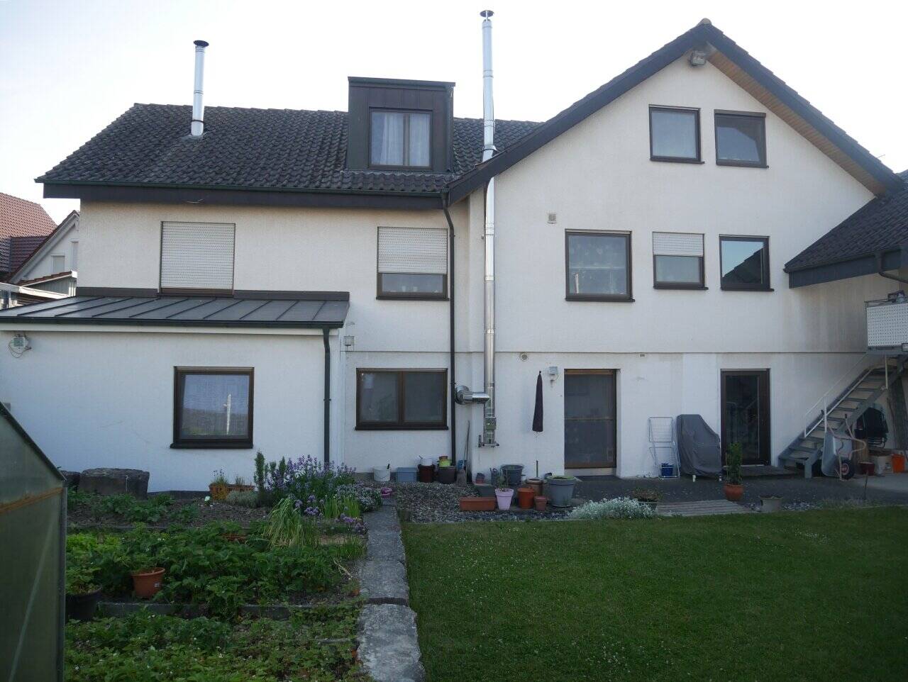 Thumbnail-Hochwertiges 3 Familienhaus in Biberach- Schemmerhofen 2 Wohnungen frei