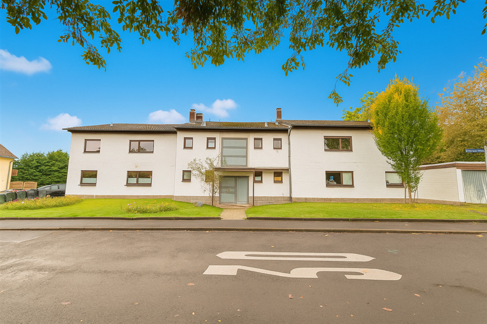 Thumbnail-Großzügige Eigentumswohnung mit Gartenblick in Kassel-Kirchditmold