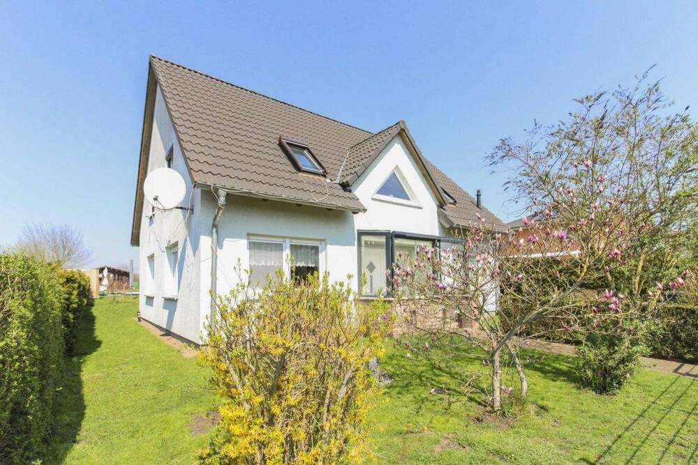 Thumbnail-Familienfreundliches Haus mit großem Garten und verglaster Terrasse in idyllischer Feldrandlage