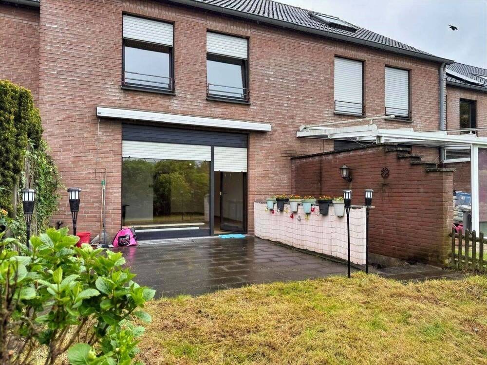 Thumbnail-Attraktives Reihenmittelhaus in etablierter Wohnlage Krefeld Kempener Feld Baakeshof