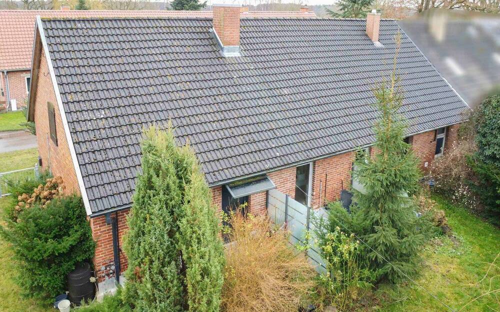 Thumbnail-Eigene Scholle: DHH mit großem Gartengrundstück in Feldrandlage