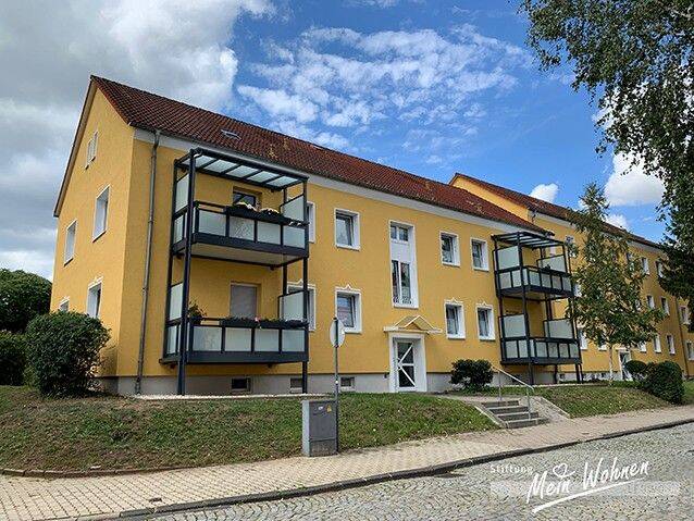 Thumbnail-Helle 2-Raumwohnung mit Balkon, bei Einzug frisch renoviert