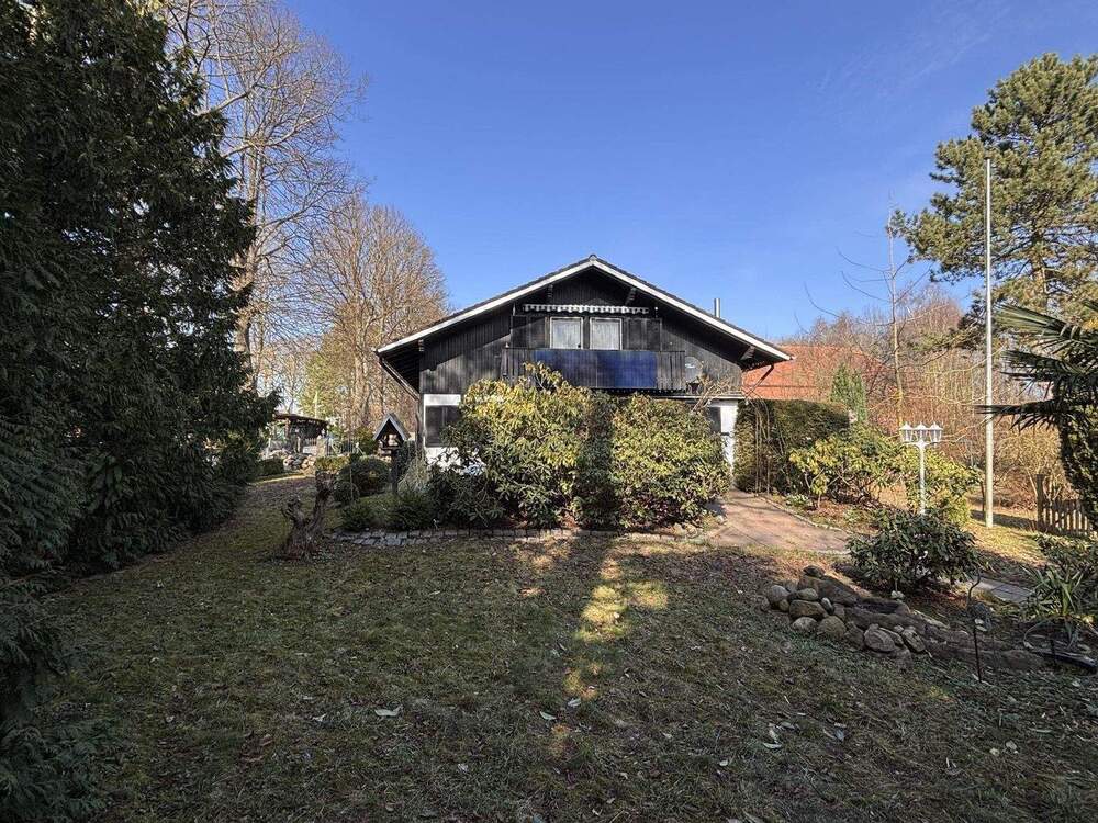 Thumbnail-Ein-Zweifamilienhaus