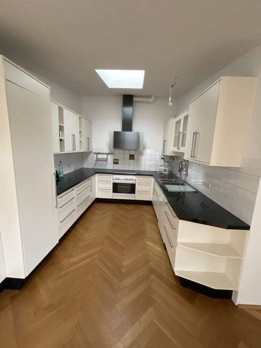 Thumbnail-Großzügige hochwertige 2 ZKB mit EBK im Zentrum von Fulda