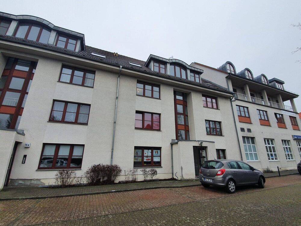 Thumbnail-2 Zimmer in Strausberg mit Einbauküche und Balkon