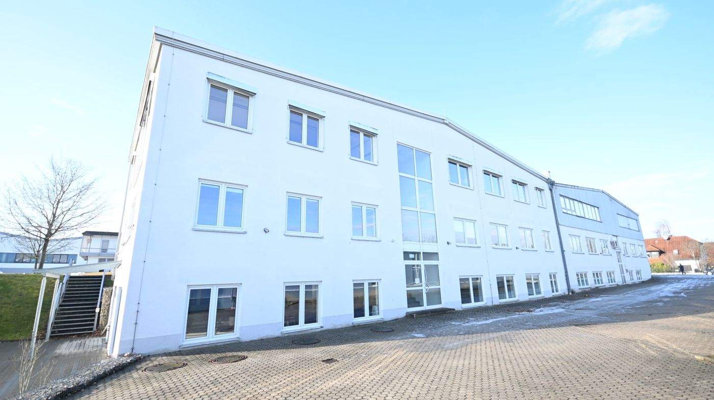 Thumbnail-Gewerbeareal für Produktion, Lager und Bürotrakt bei Berg in der Oberpfalz, an der A3