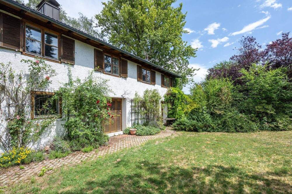 Thumbnail-AIGNER - Wohnen im Grünen: Einfamilienhaus mit großzügigem Garten nahe der Ludwigshöhe