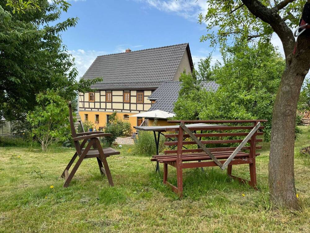 Thumbnail-Idyllisches Wohngrundstück mit saniertemmodernisiertem Einfamilien-Fachwerkhaus