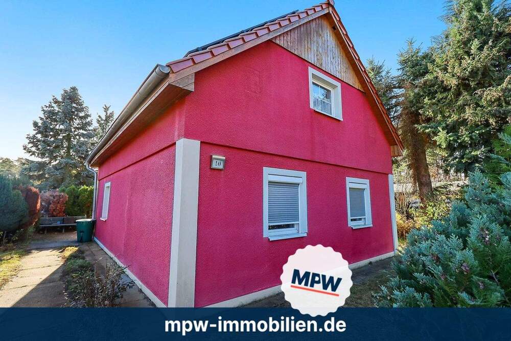 Thumbnail-Power auf dem Dach: Ein Haus, das Farbe und Stil bekennt