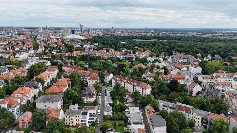 Thumbnail-+++ Aufgeteilt - Mehrfamilienhaus - Gohlis Süd - 7-Wohnungen - Balkone +++