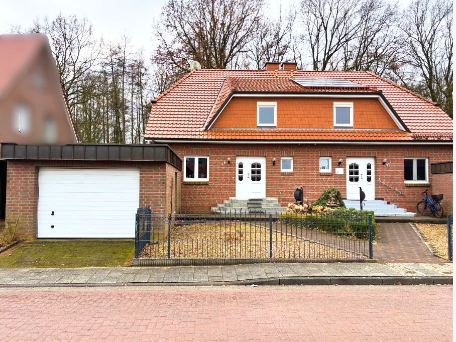 Thumbnail-Schöne Doppelhaushälfte mit Vollkeller und Garage