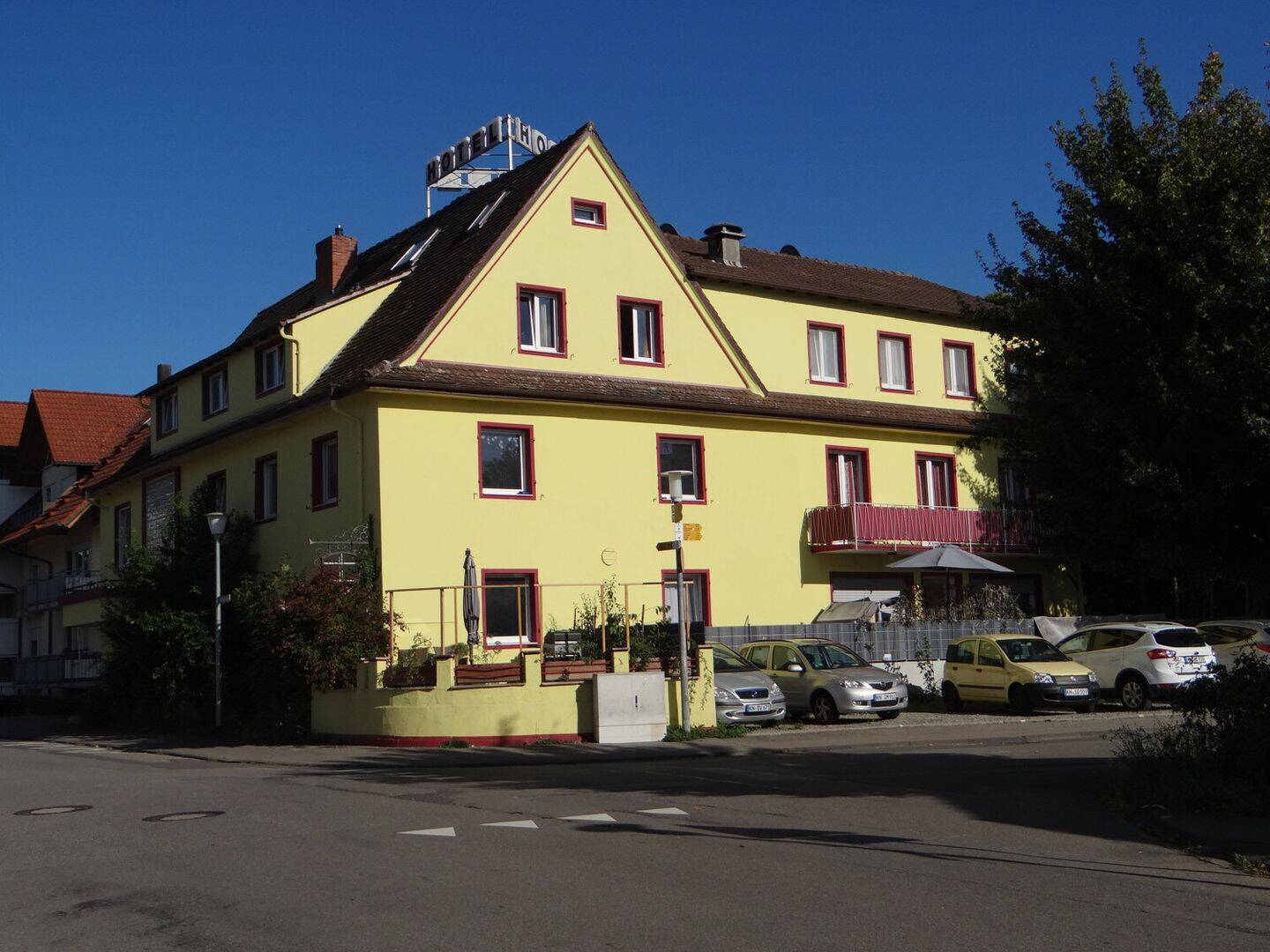 Thumbnail-Mehrfamilienhaus mit Entwicklungspotenzial in zentraler Lage