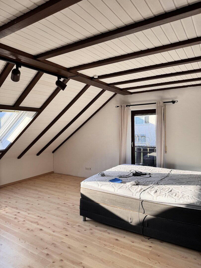 Thumbnail-Wunderschöne gepflegte Dachgeschosswohnung