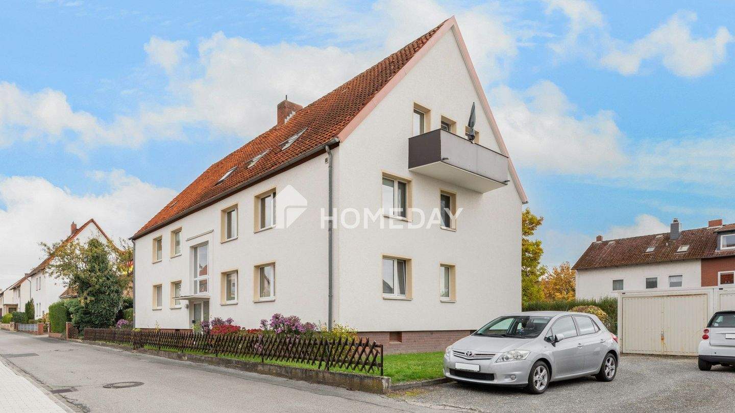 Thumbnail-Attraktive 2-Zimmer-Dachgeschosswohnung mit Balkon in ruhiger Wohnlage