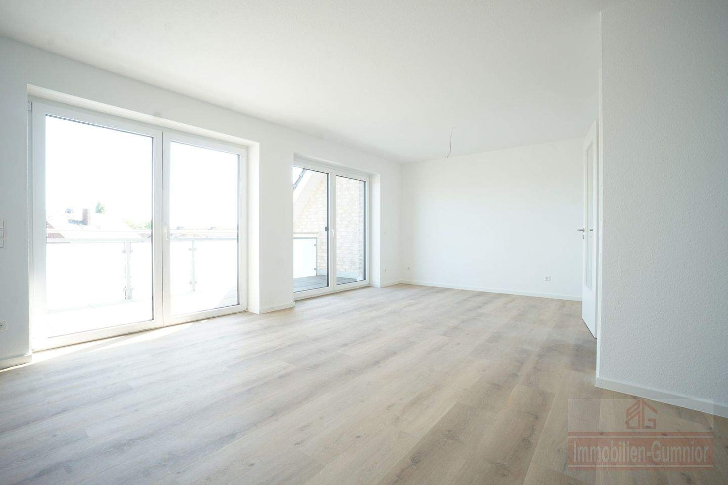 Thumbnail-IMMOBILIEN GUMNIOR präsentiert: helle 3-Zimmer-Dachgeschosswohnung in Rheine