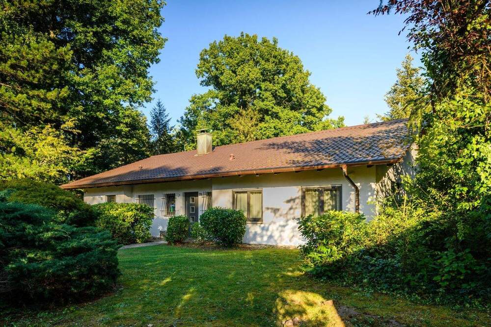 Thumbnail-Elegantes Bungalow-Wohnen in begehrter Lage