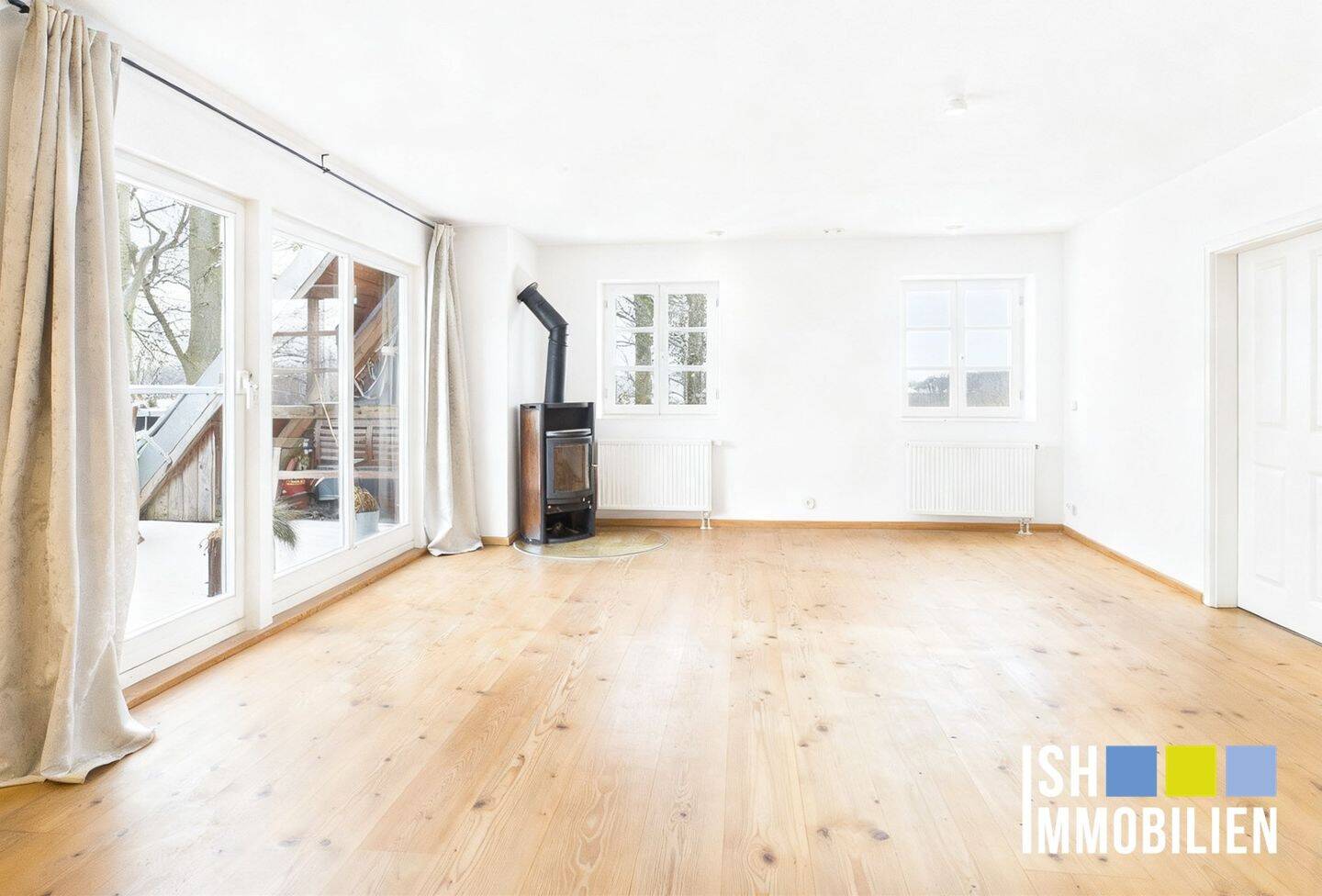 Thumbnail-Stade-Ottenbeck: Große Dachgeschosswohnung modernisiert und gut geschnitten!